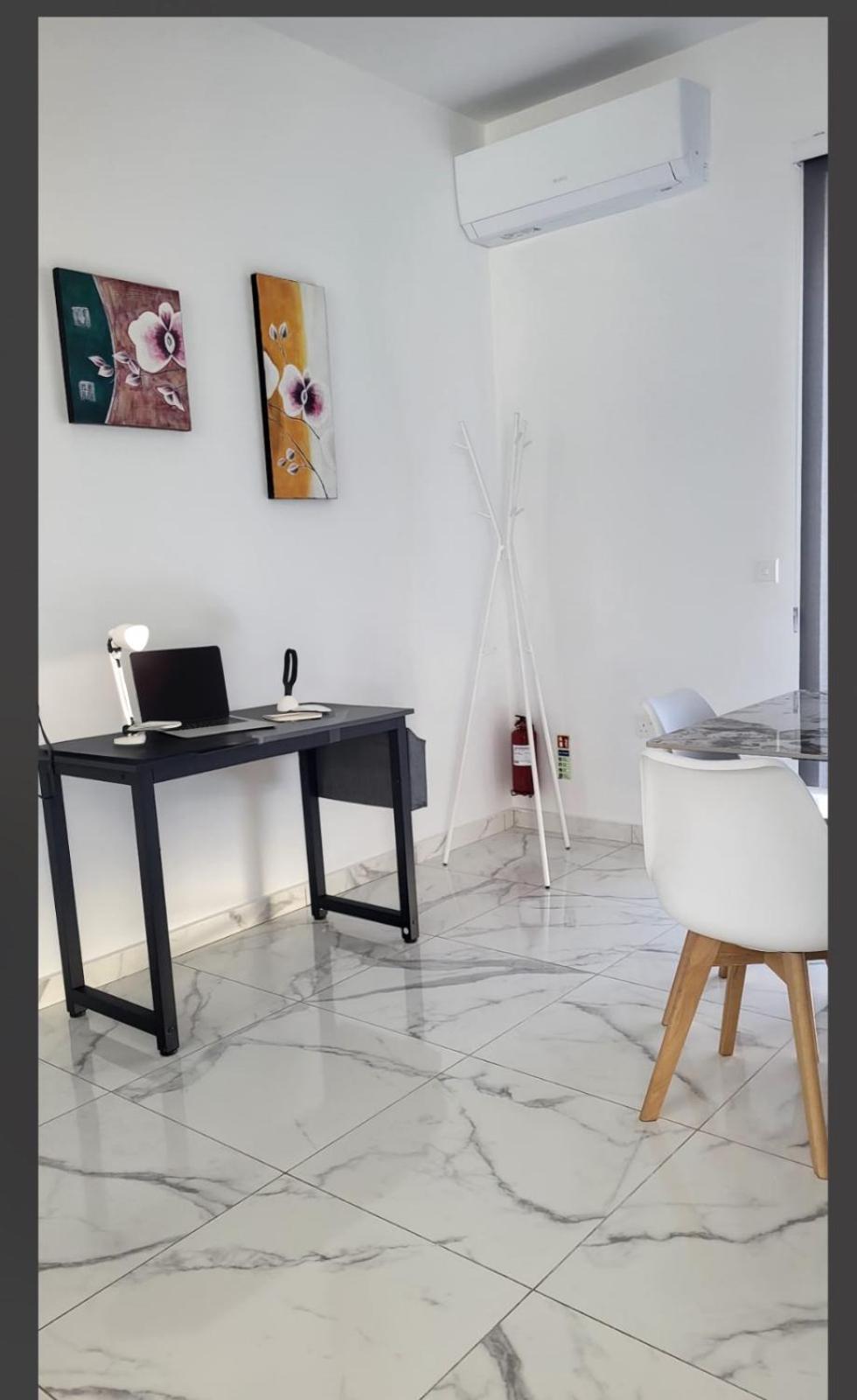 Central Apartment In Swieqi Is-Swieqi Luaran gambar